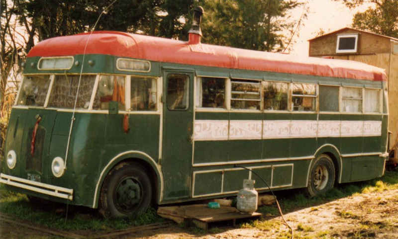 Movan ex PTC Ford V8 Bus 48