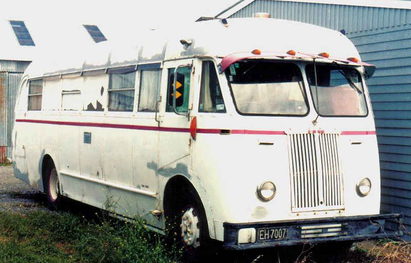 Former Greyhound 10 Ford V8