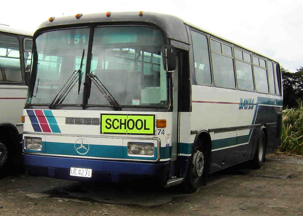 Bayes Coachlines 74